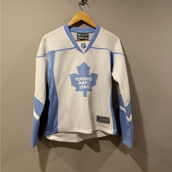 Toronto Maple Leafs Women’s NHL Hockey Jersey - Picture 1 of 8